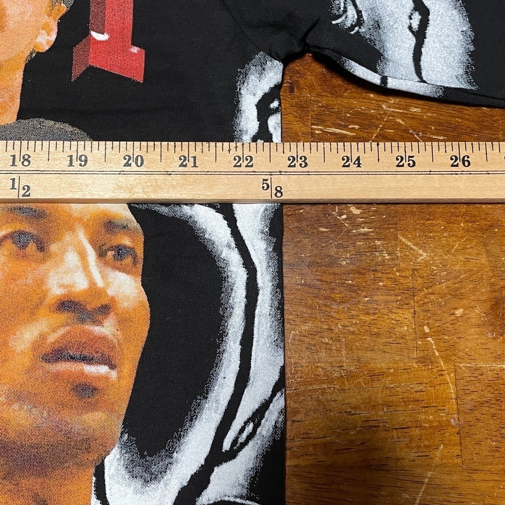 Chicago Bulls Grail Black Graphic Men's Shirt - Picture 3 of 7